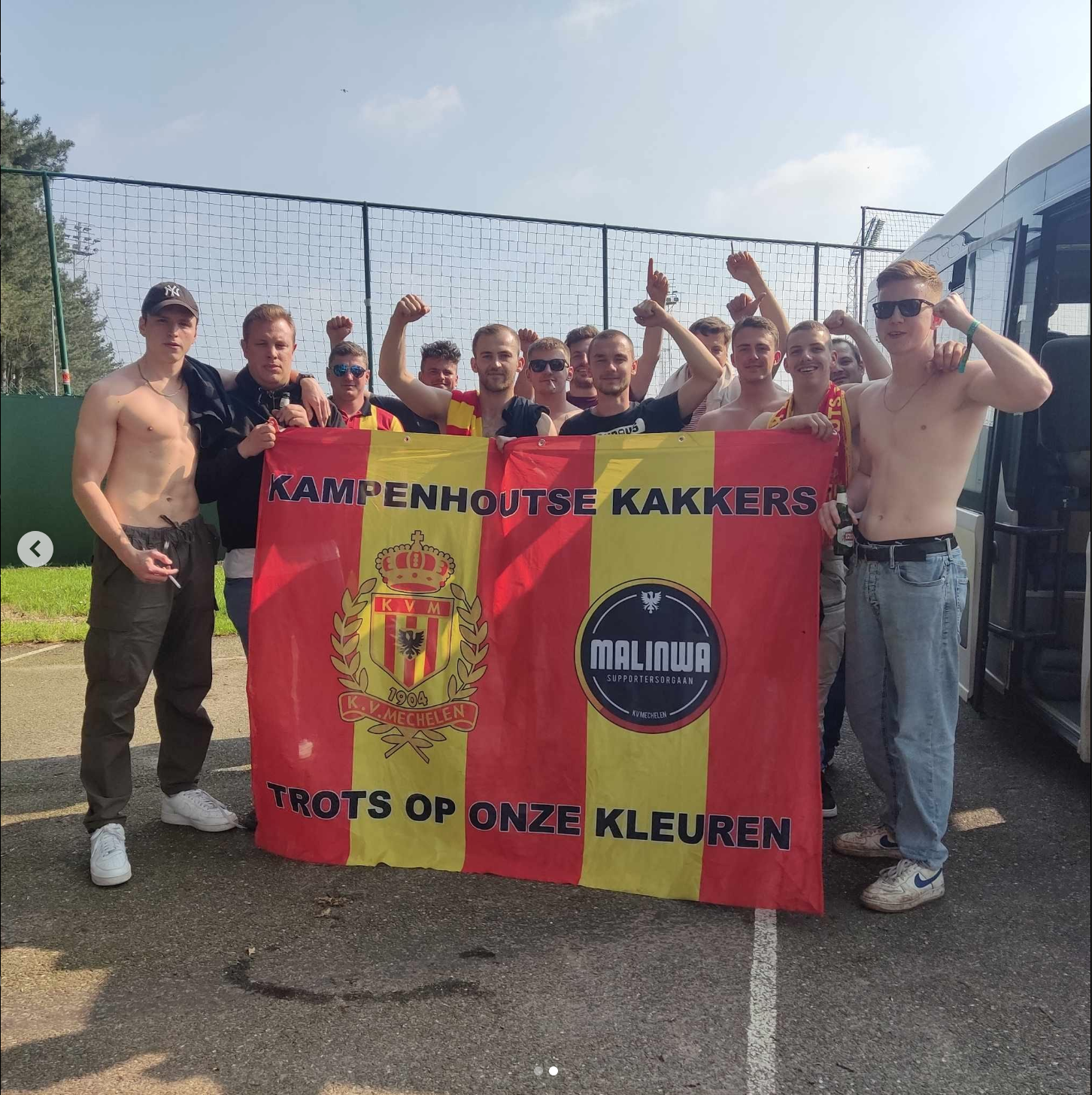 Logo van de supportersclub: Kampenhoutse Kakkers
